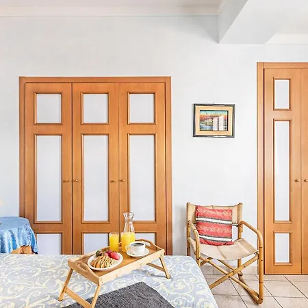 Gaudio Flat Near Ariston Theater By Wonderful Italy サンレモ