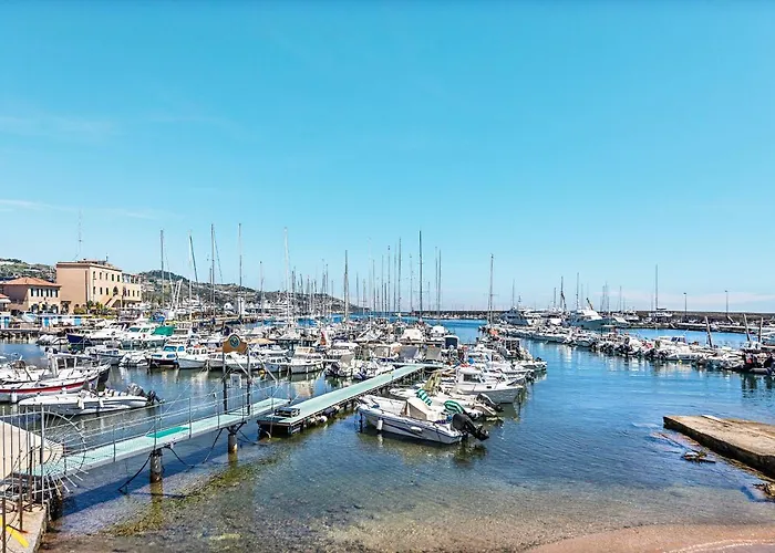 Gaudio Flat Near Ariston Theater By Wonderful Italy