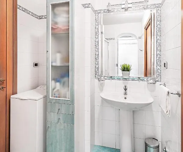 Gaudio Flat Near Ariston Theater By Wonderful Italy